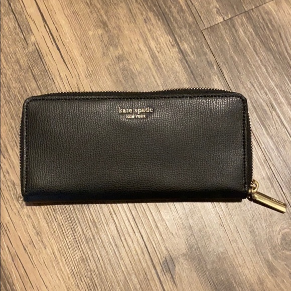 kate spade Handbags - Kate Spade Sylvia Continental Wallet